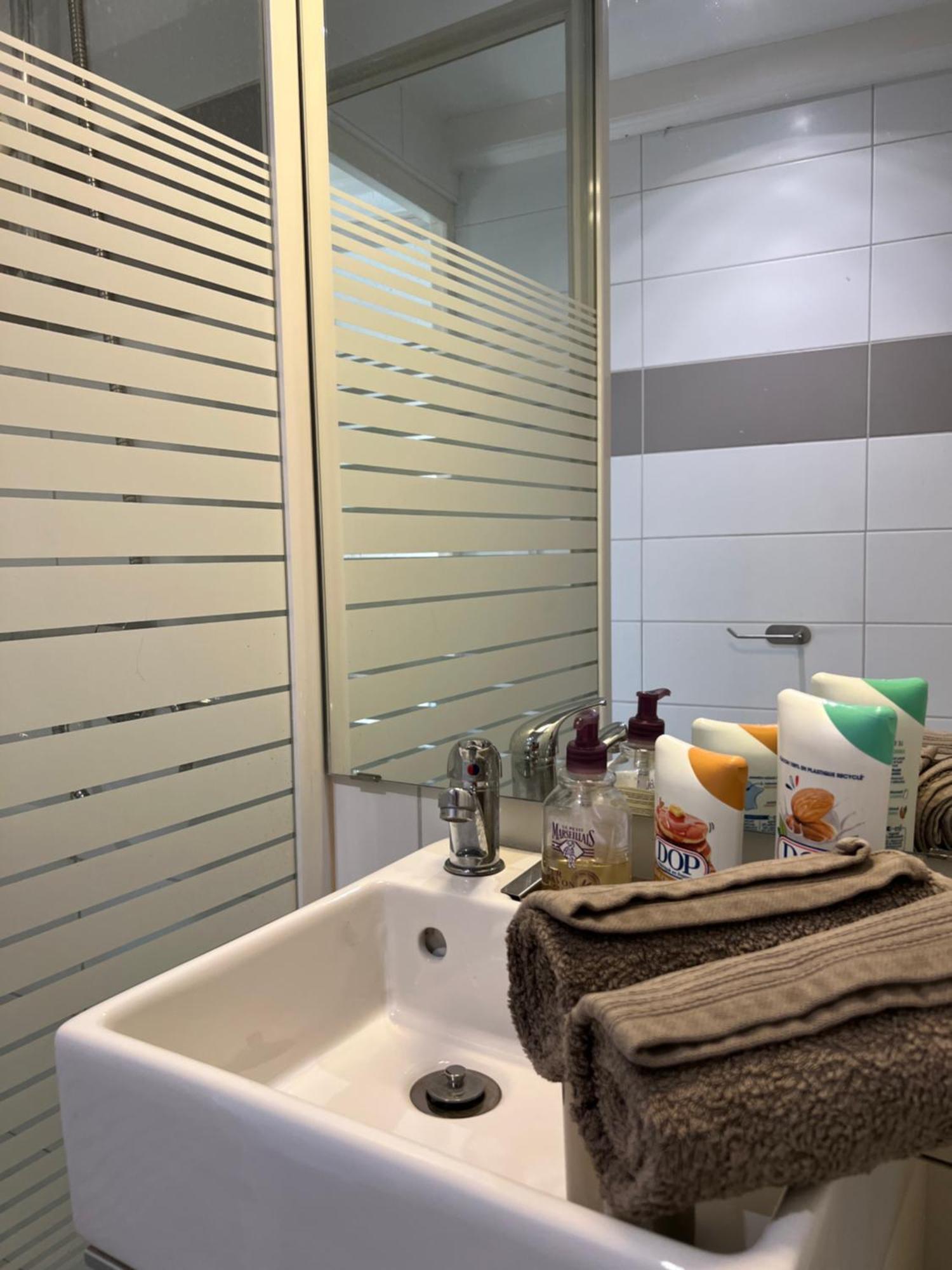 Cosy Studio Hyper Centre Avec Kitchenette & Climatisation Carpentras Zewnętrze zdjęcie