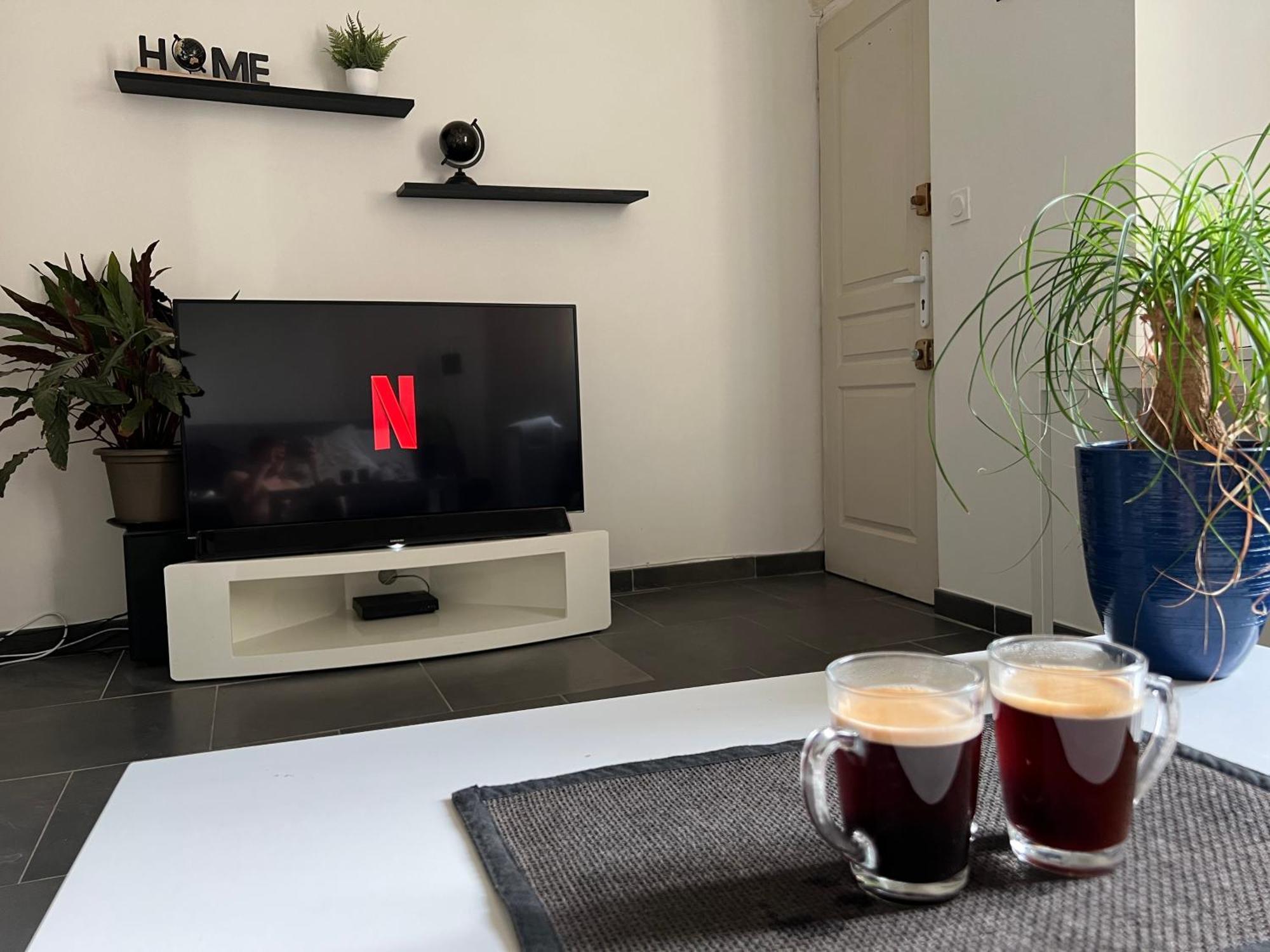 Cosy Studio Hyper Centre Avec Kitchenette & Climatisation Carpentras Zewnętrze zdjęcie